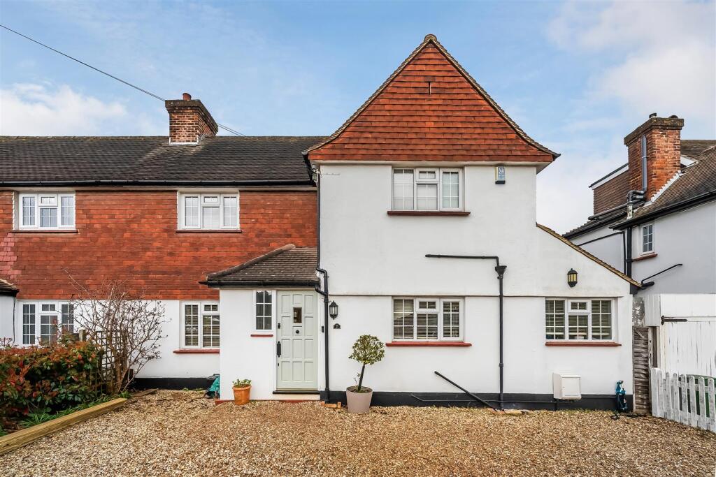 4-bed semi-detached on Avenue Road, Belmont South Sutton SM2, £750,000