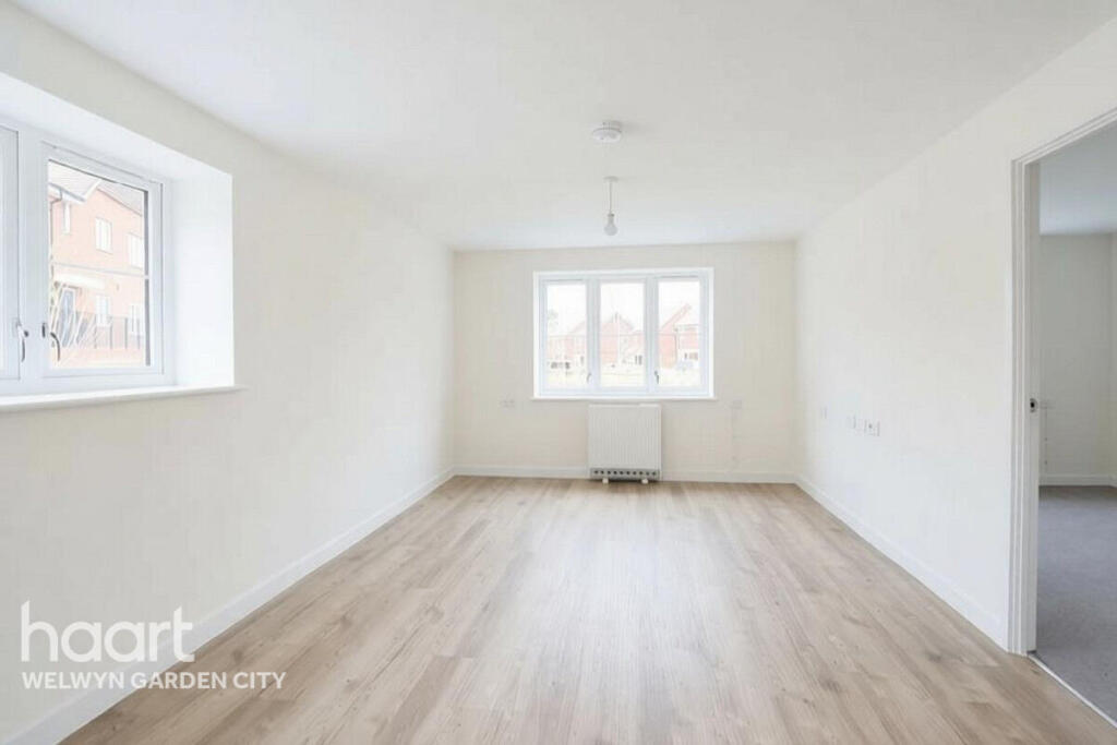 Apartment in Stevenage - View 5