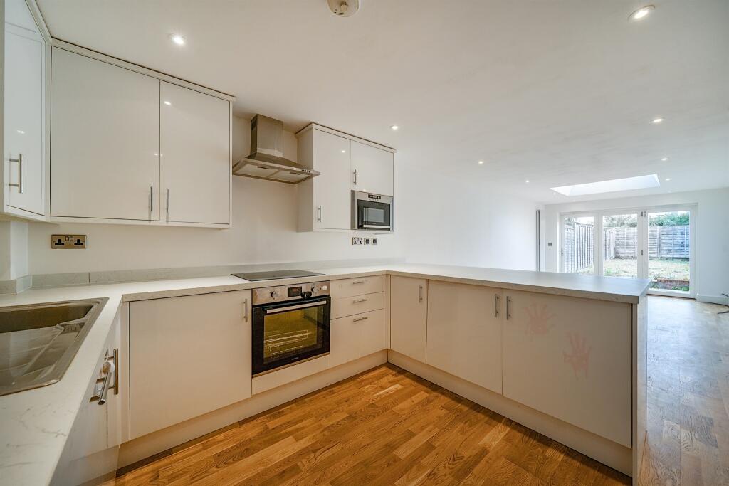 House in Maidenhead, North Town - View 5