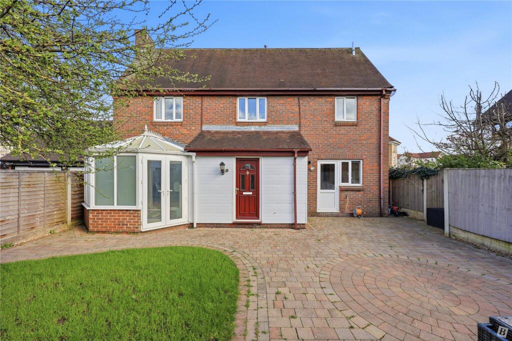 Main image of property: Abbotsleigh Road, South Woodham Ferrers, Chelmsford, Essex, CM3