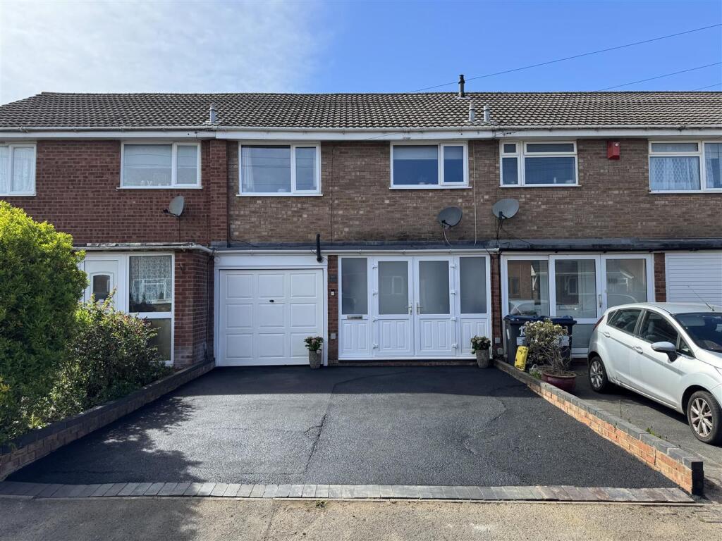 Main image of property: Pinewood Drive, Birmingham
