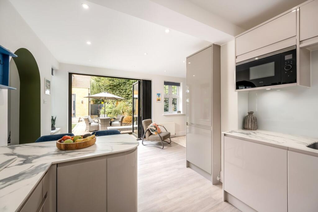 House in Hertsmere, Aldenham - View 4
