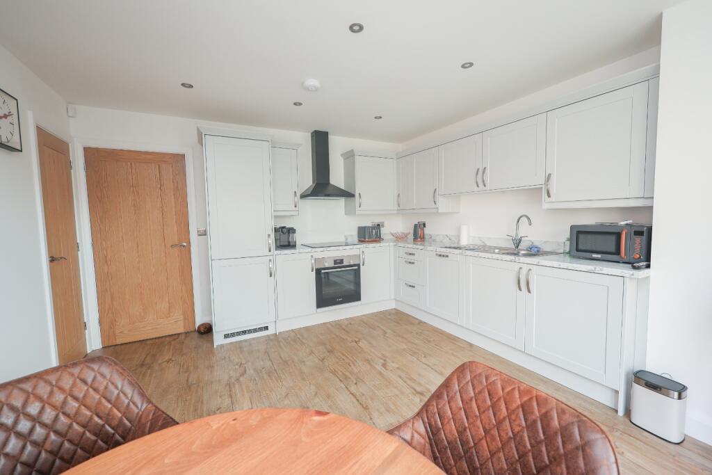 Bridle Way, Wragby photo 4