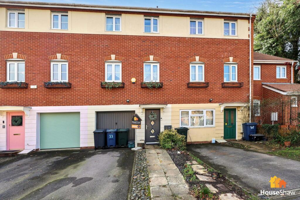 Main image of property: Vanguard Close, High Wycombe, HP12 3FP