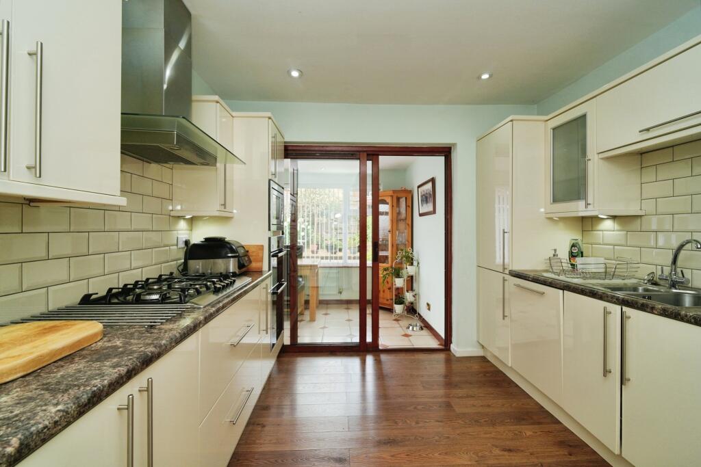 Rectory Lane, Wigan, WN1 photo 4