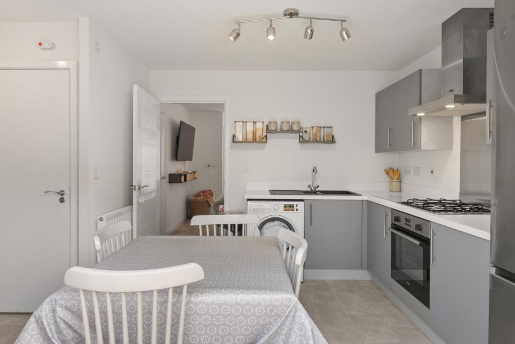House in Worcester - View 4