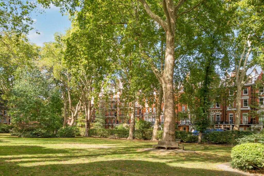 Apartment in London - View 5