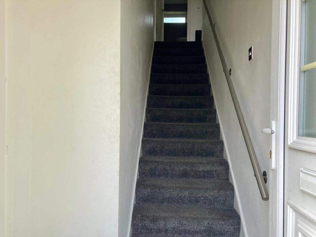 Apartment in Sunderland, Washington - View 2