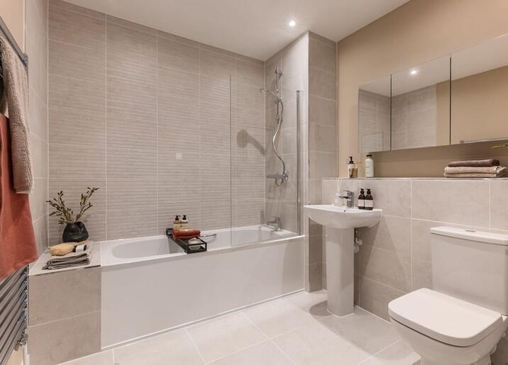 Apartment in London, Greenford - More