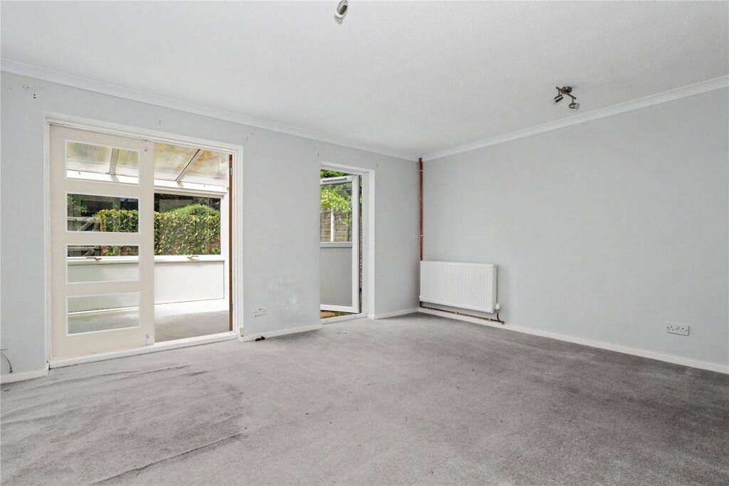 Rokeby Court, St Johns, GU21 photo 3