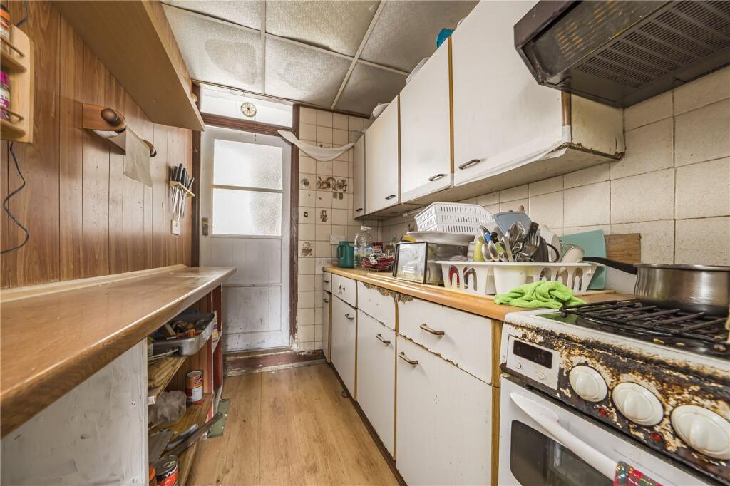 Blackshaw Road, London, SW17 photo 4