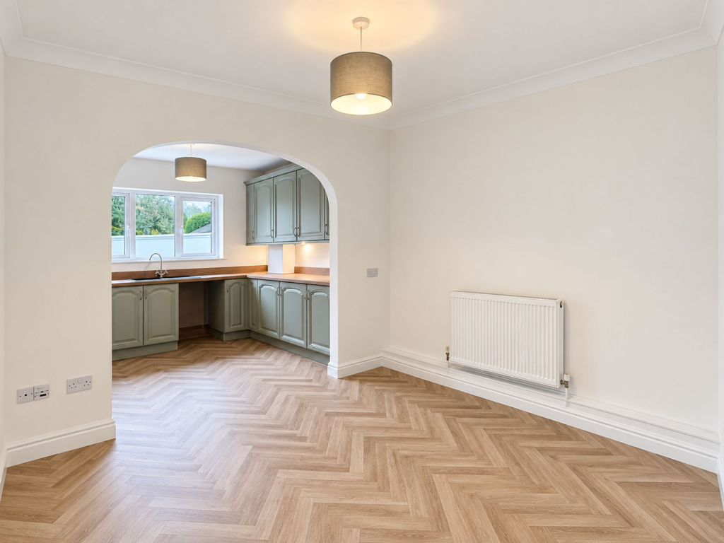 Apartment in Preston - More