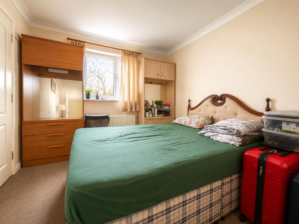 Apartment in Portsmouth - View 4