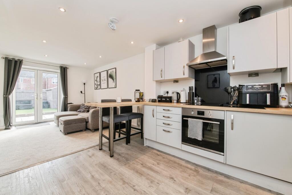 House in Exeter, Cranbrook - View 4