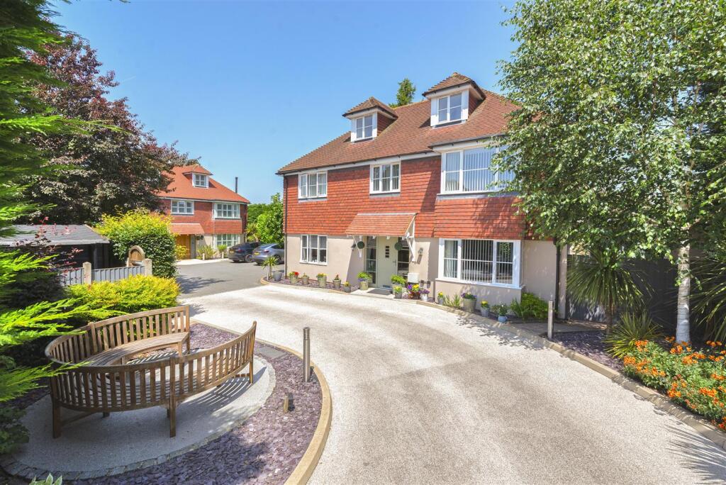 Main image of property: Heath Road, Coxheath