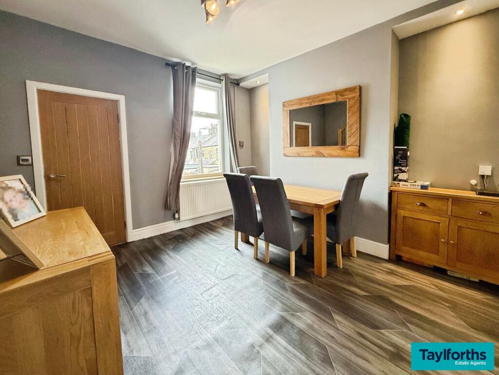 House in Pendle, Barnoldswick - More