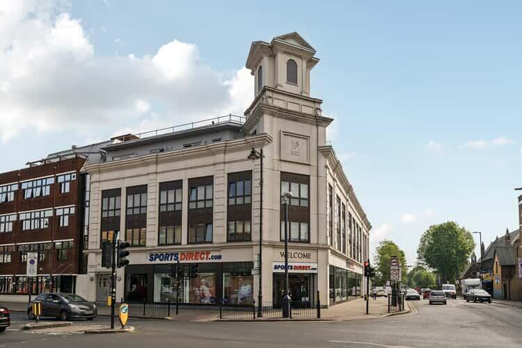 1-bed flat on High Road, London, N17, £243,000