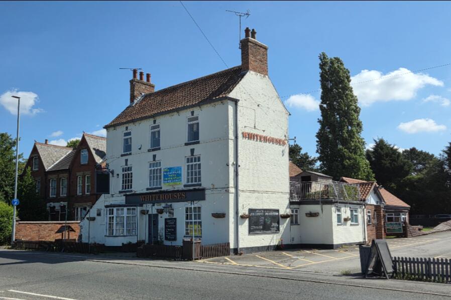 Main image of property: Whitehouses London Road, Retford, DN22 7JF
