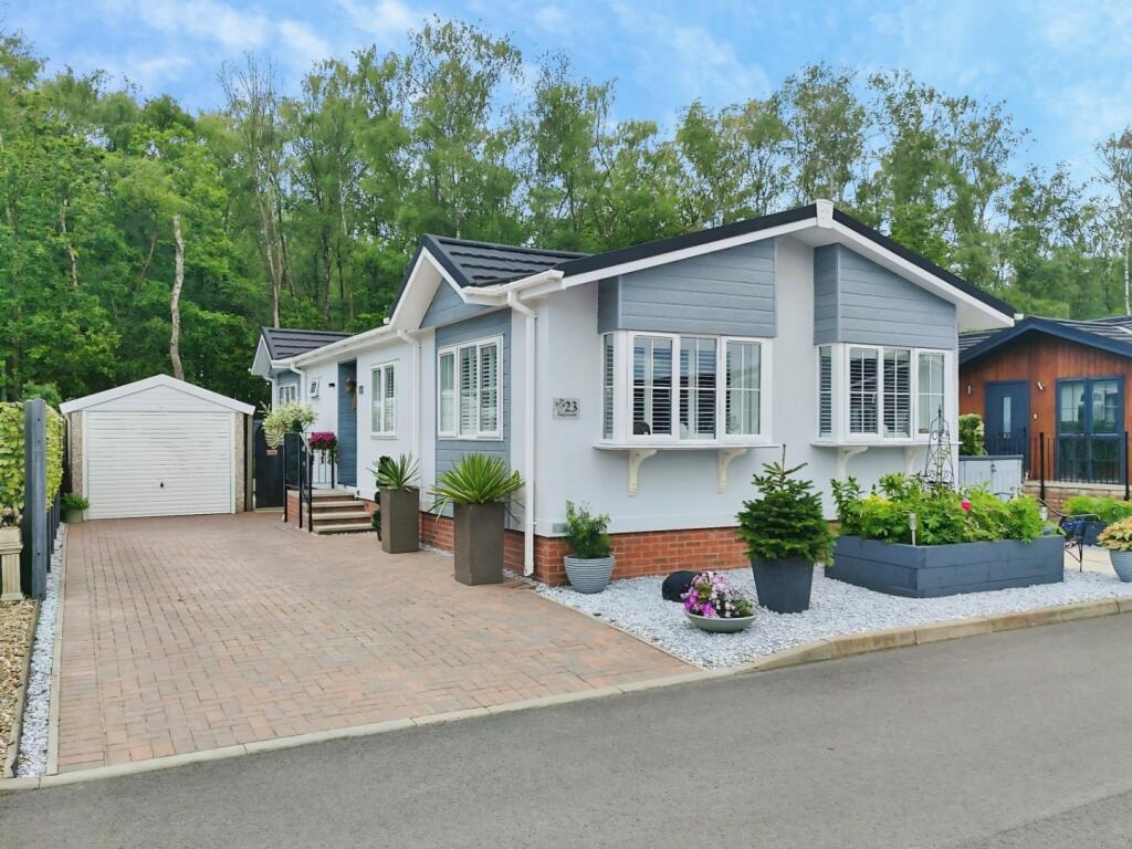Main image of property: Badgerwood, West Road, Wokingham