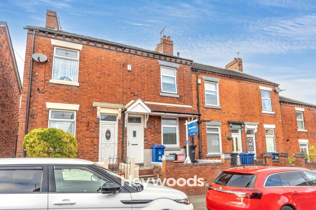 2-bed terraced on Warwick Street, Newcastle, ST5, £130,000