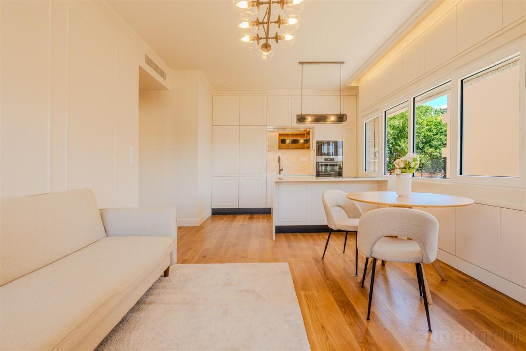 Main image of property: Lisbon, Cascais