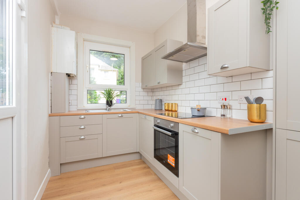 Apartment in Glasgow - More