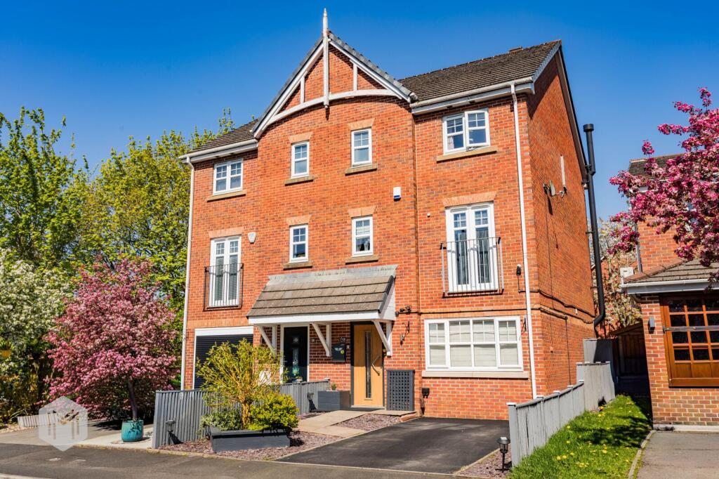 Main image of property: Fearney Side, Little Lever, BL3