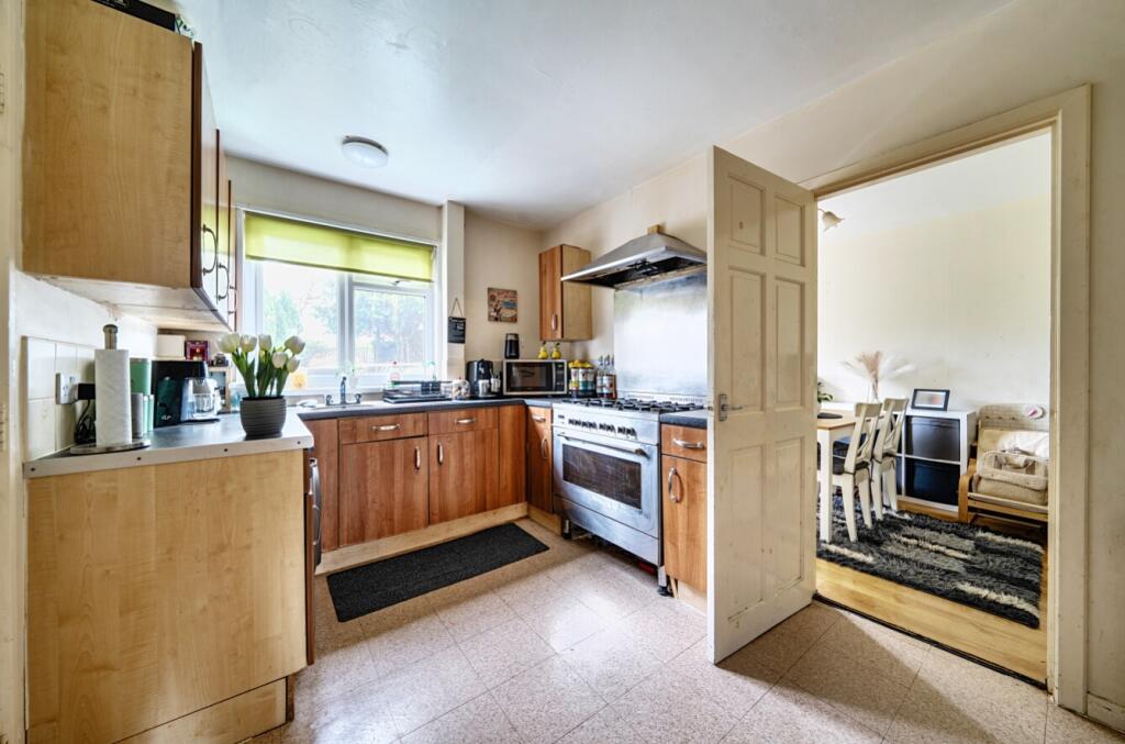 House in Nottingham, Bilborough - View 3