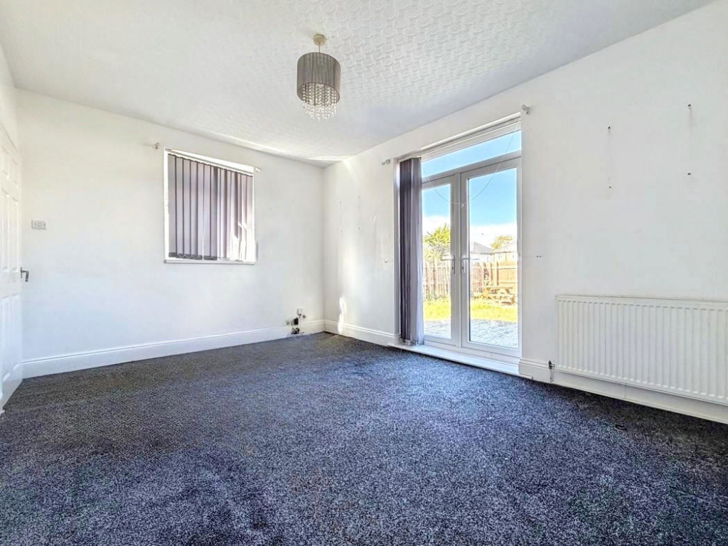 House in South Tyneside, Boldon Colliery - View 4