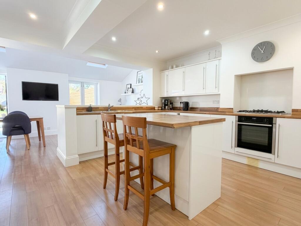 House in Southampton - View 4
