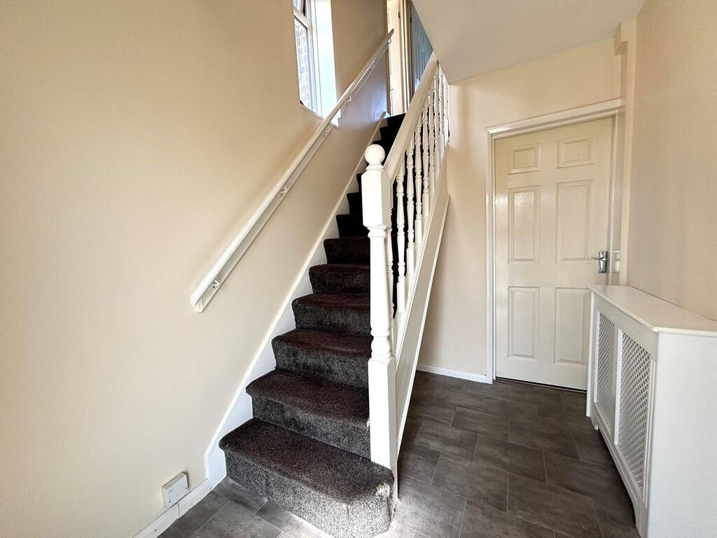 Thornaby Drive, Clayton, Bradford photo 2