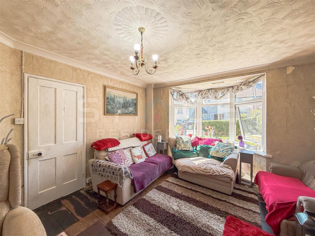 House in Harrow - View 4