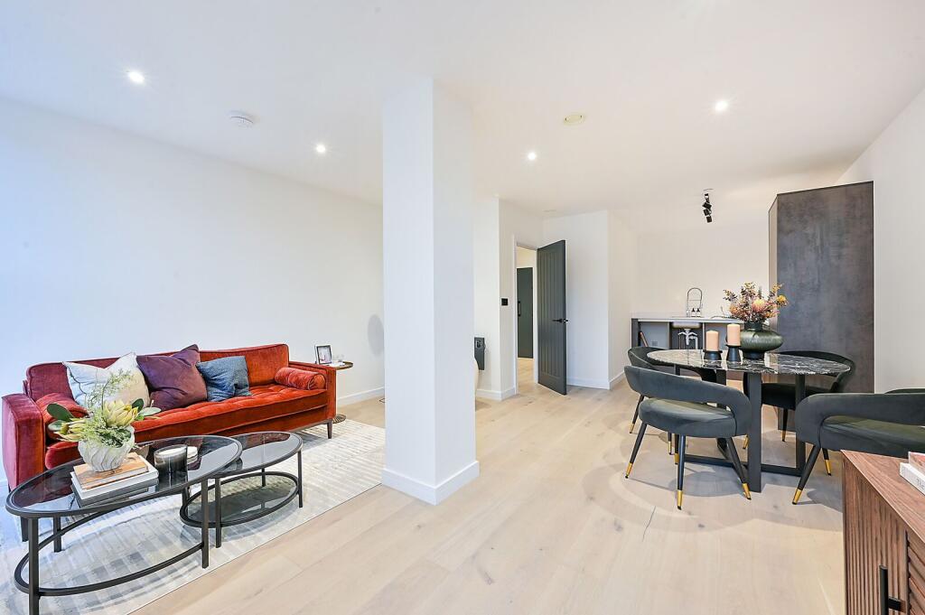 Apartment in London, Strand-on-the-Green - View 2