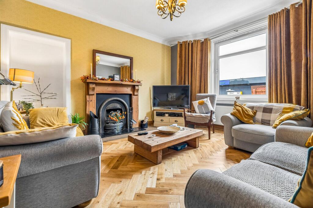 18, Benview Road, Clarkston, Glasgow photo 3