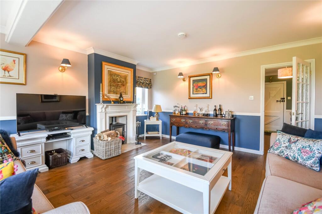 Pagnell Lane, Littleton Panell, Devizes, Wiltshire, SN10 photo 4