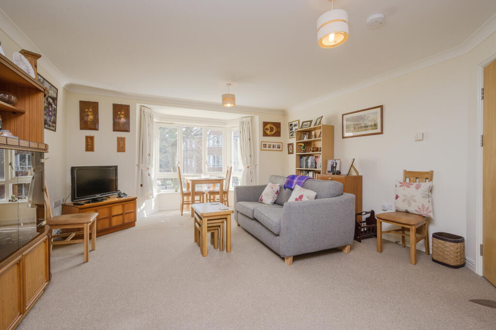 Apartment in London - View 2
