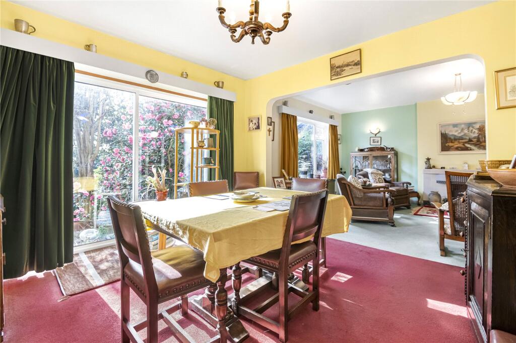 House in London, Totteridge - View 4