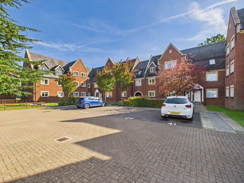 Main image of property: Tanbridge Park, Horsham, West Sussex