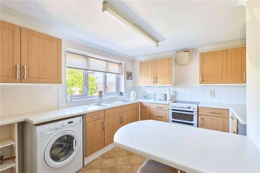 Edinburgh Road, Newmarket, Suffolk, CB8 - View 6