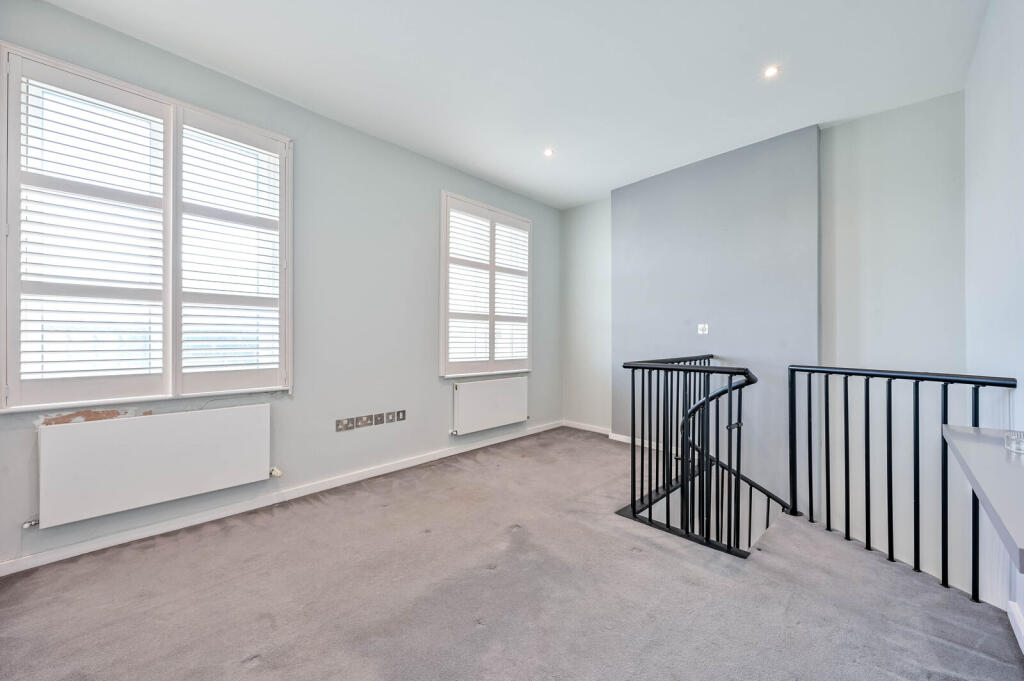 Apartment in London - View 3