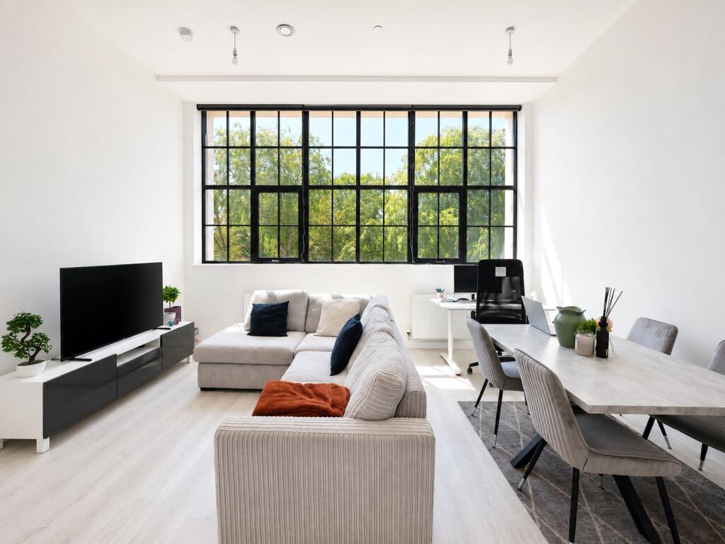 Main image of property: Carnation Gardens, Hayes, Greater London, UB3