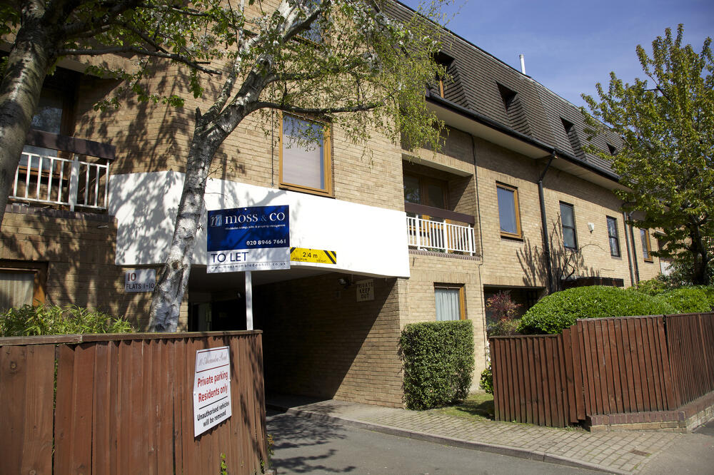 Main image of property: Alexandra Rd, SW19: 1 bed 1 rec 1 bath 