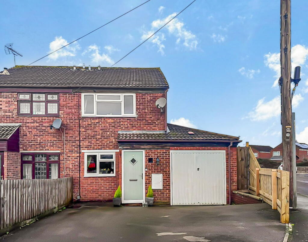 Main image of property: Fieldcourt Gardens, Quedgeley, Gloucester, GL2 4UD