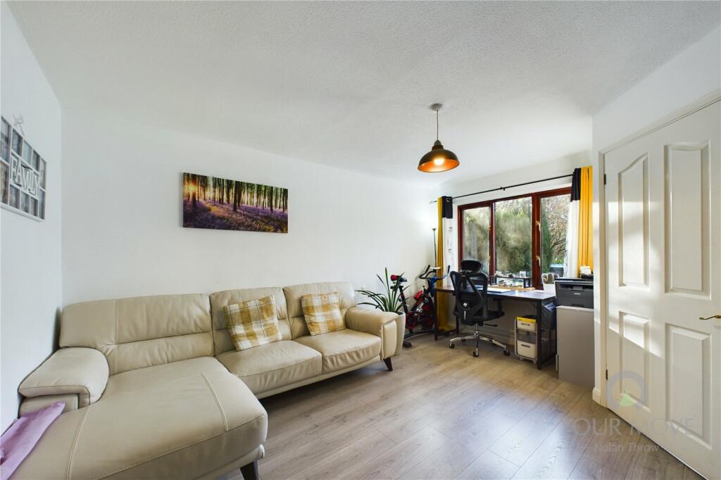 11 Jarman Close photo 3