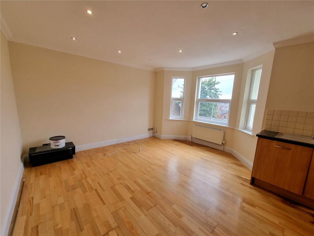 Brambletye Park Road, Redhill, Surrey, RH1 - View 3