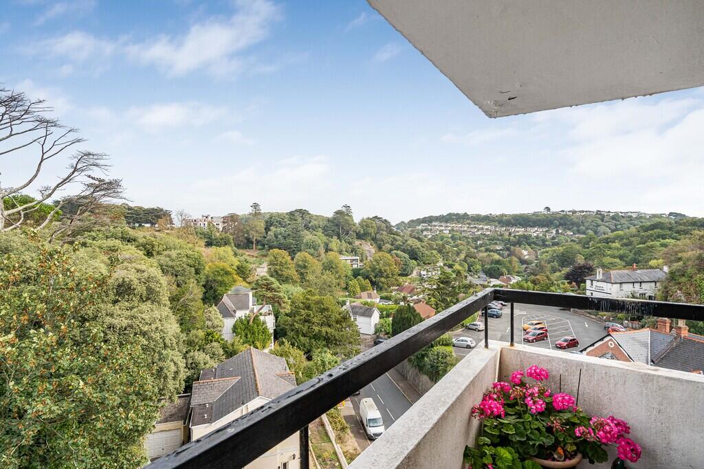 Asheldon Road, Torquay photo 3