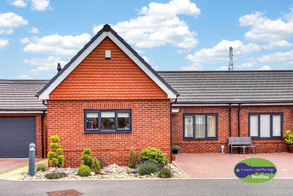 Main image of property: Elizabeth Coxhead Gardens, Hinckley