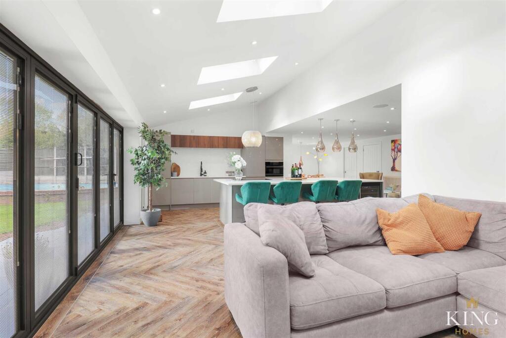 Additional image 6 of Ardens Close, Redditch