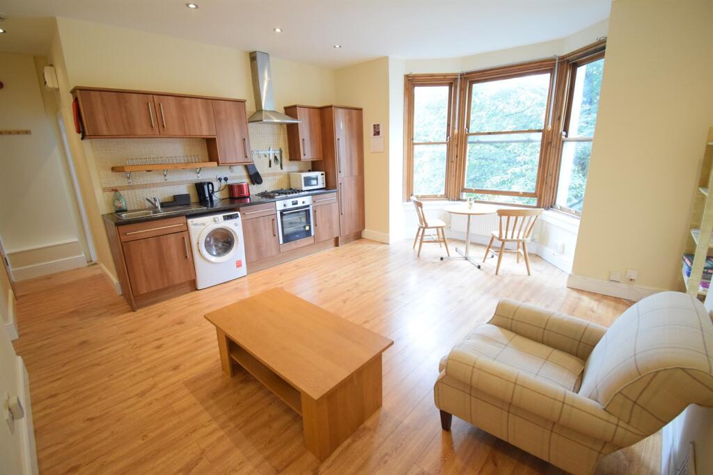 House in Cardiff, Roath - View 3