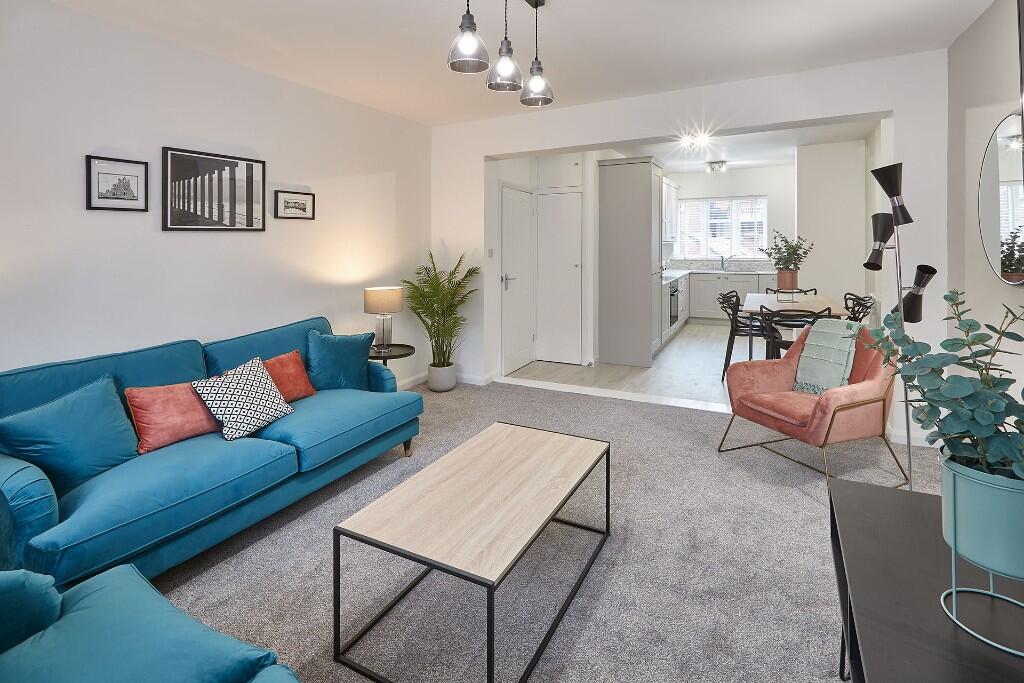 Main image of property: Flat 1, 12-13 Baxtergate, Whitby, North Yorkshire, YO21 1BW